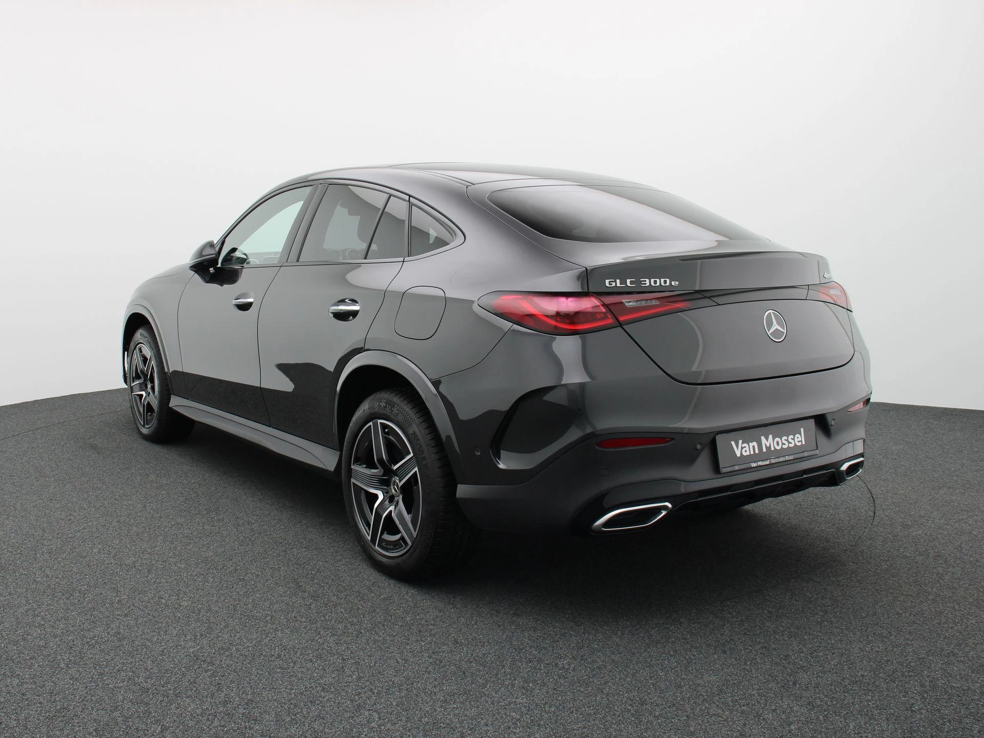 Mercedes-Benz GLC 300 e Coupé AMG Line + PANORAMISCH DAK + DIGITAL LIGHT + NIGHTPAKKET +