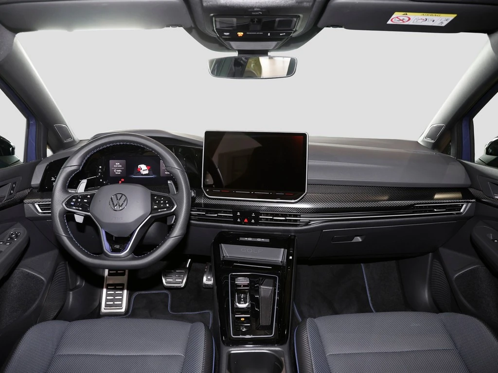 Volkswagen-Golf-image-12