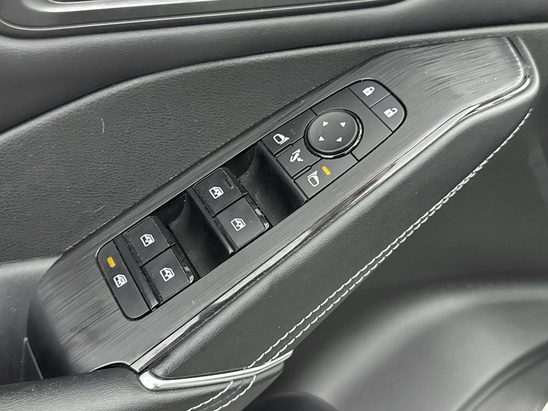 Nissan-QASHQAI-image-24