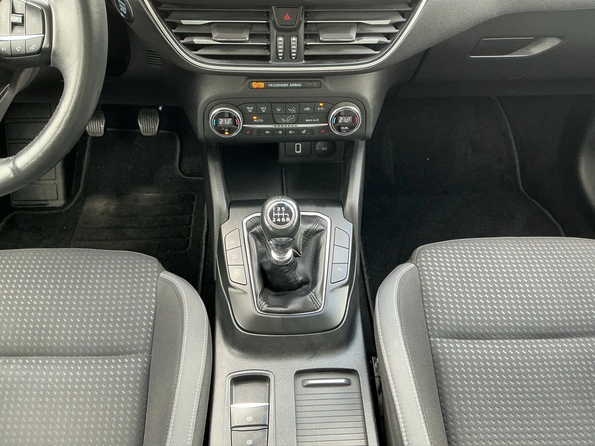 Ford-Focus-image-13