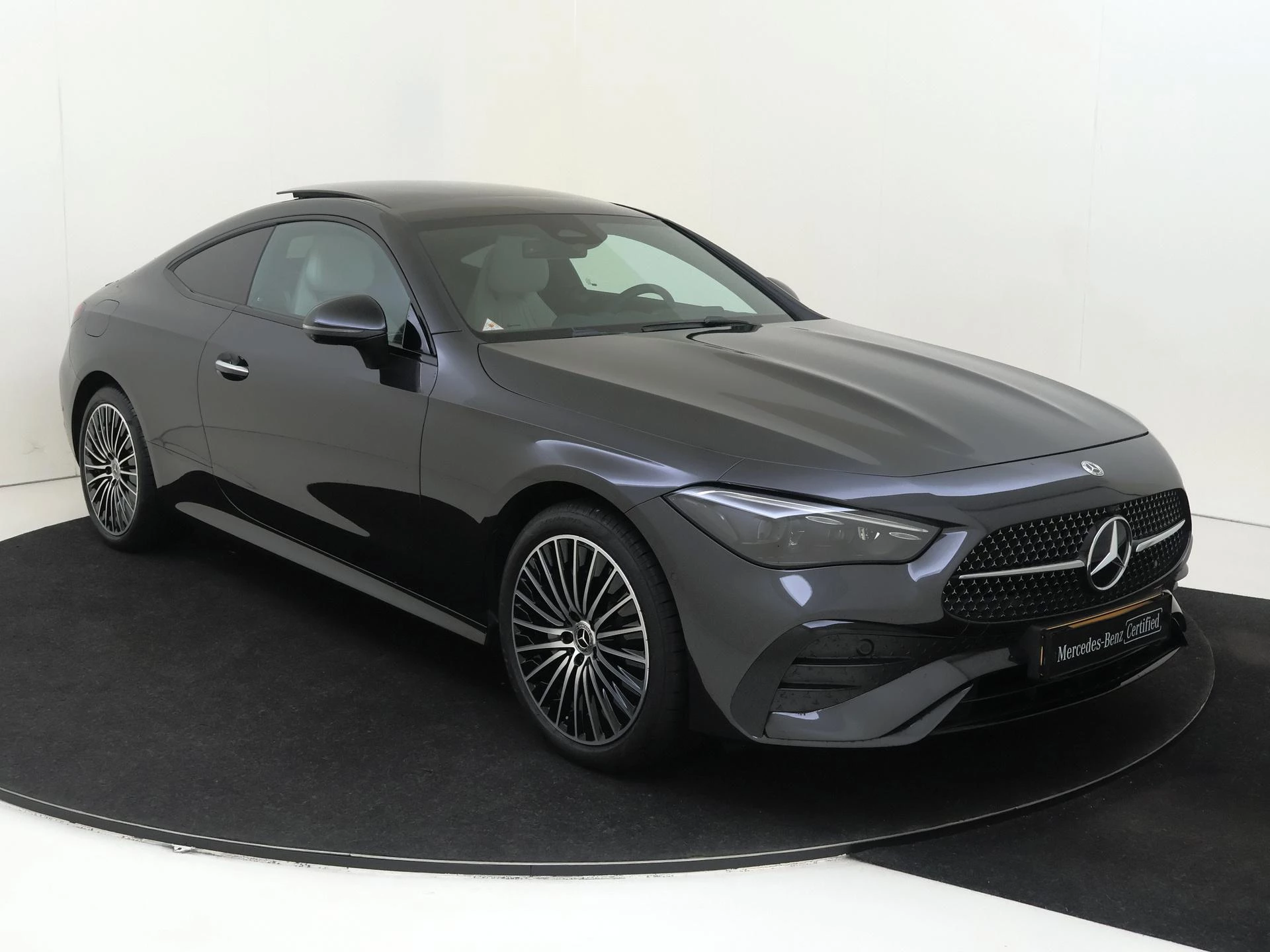 Mercedes-Benz-CLE-image-1