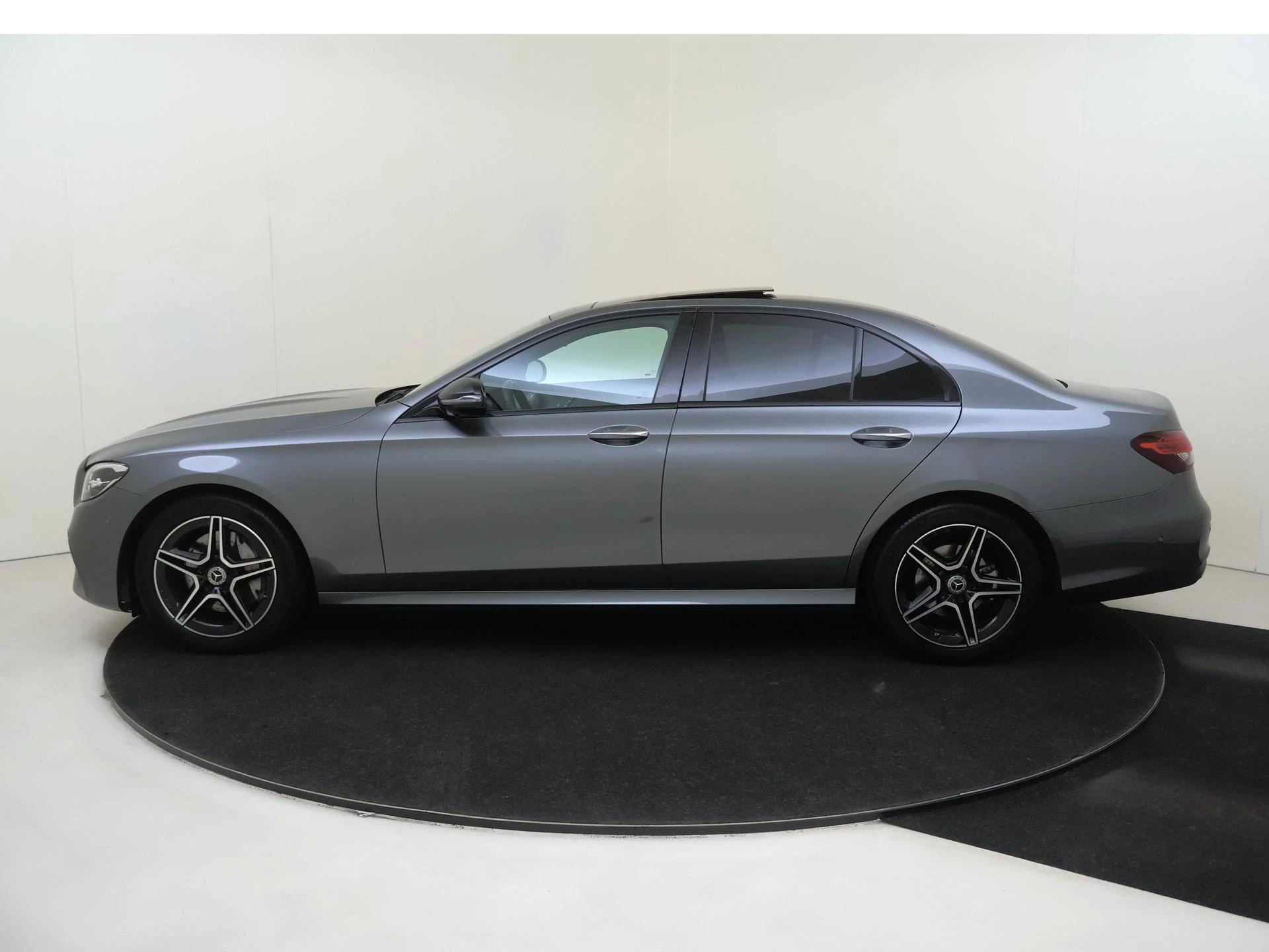 Mercedes-Benz E-Klasse 200 Business Solution AMG