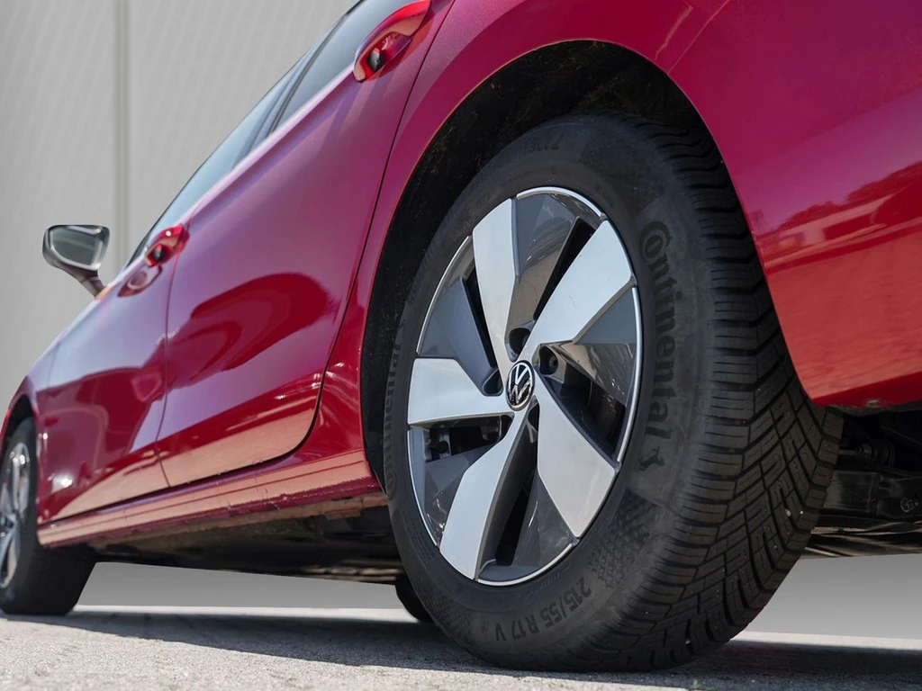 Volkswagen-Passat-image-4