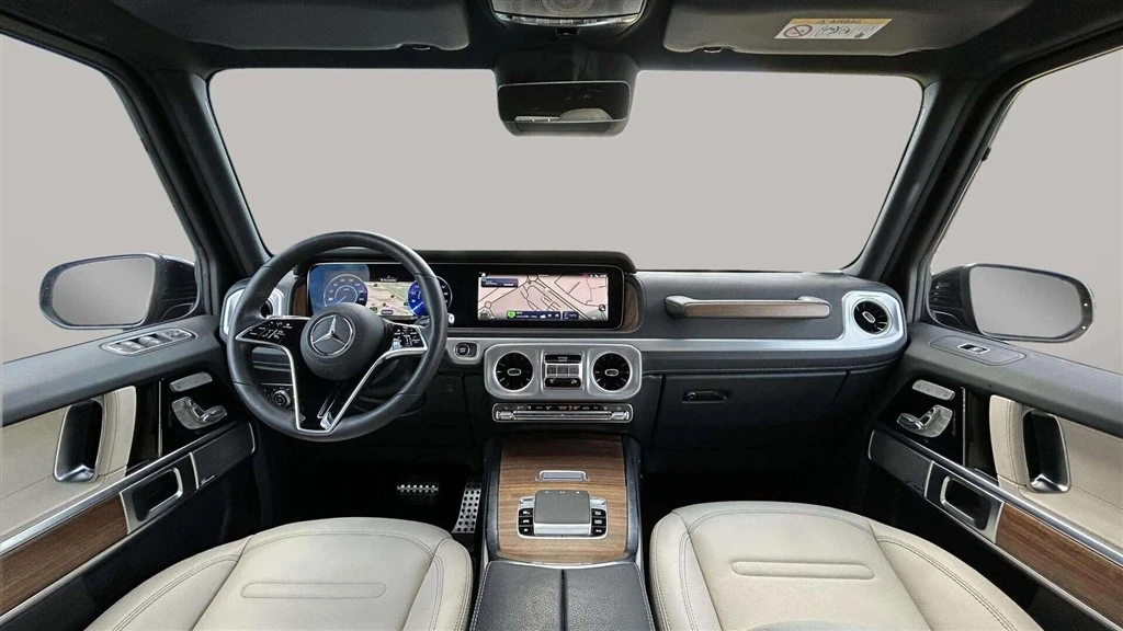 Mercedes-Benz-G-Klasse-image-16