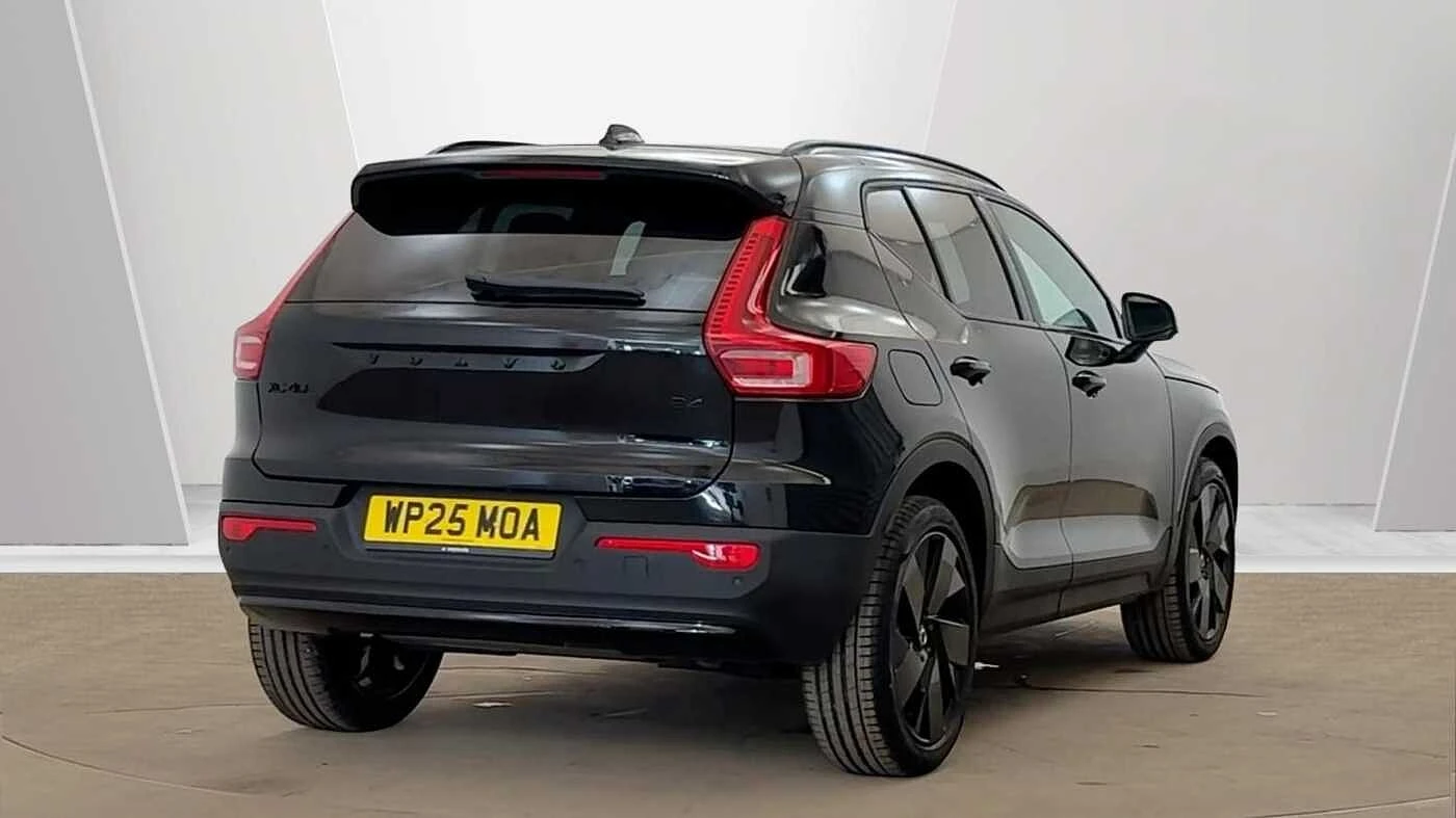 Volvo-XC40-image-2