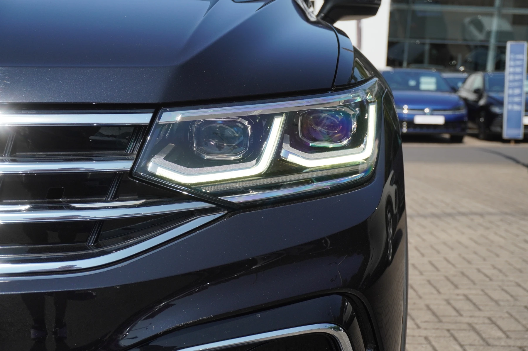 Volkswagen-Tiguan-image-41