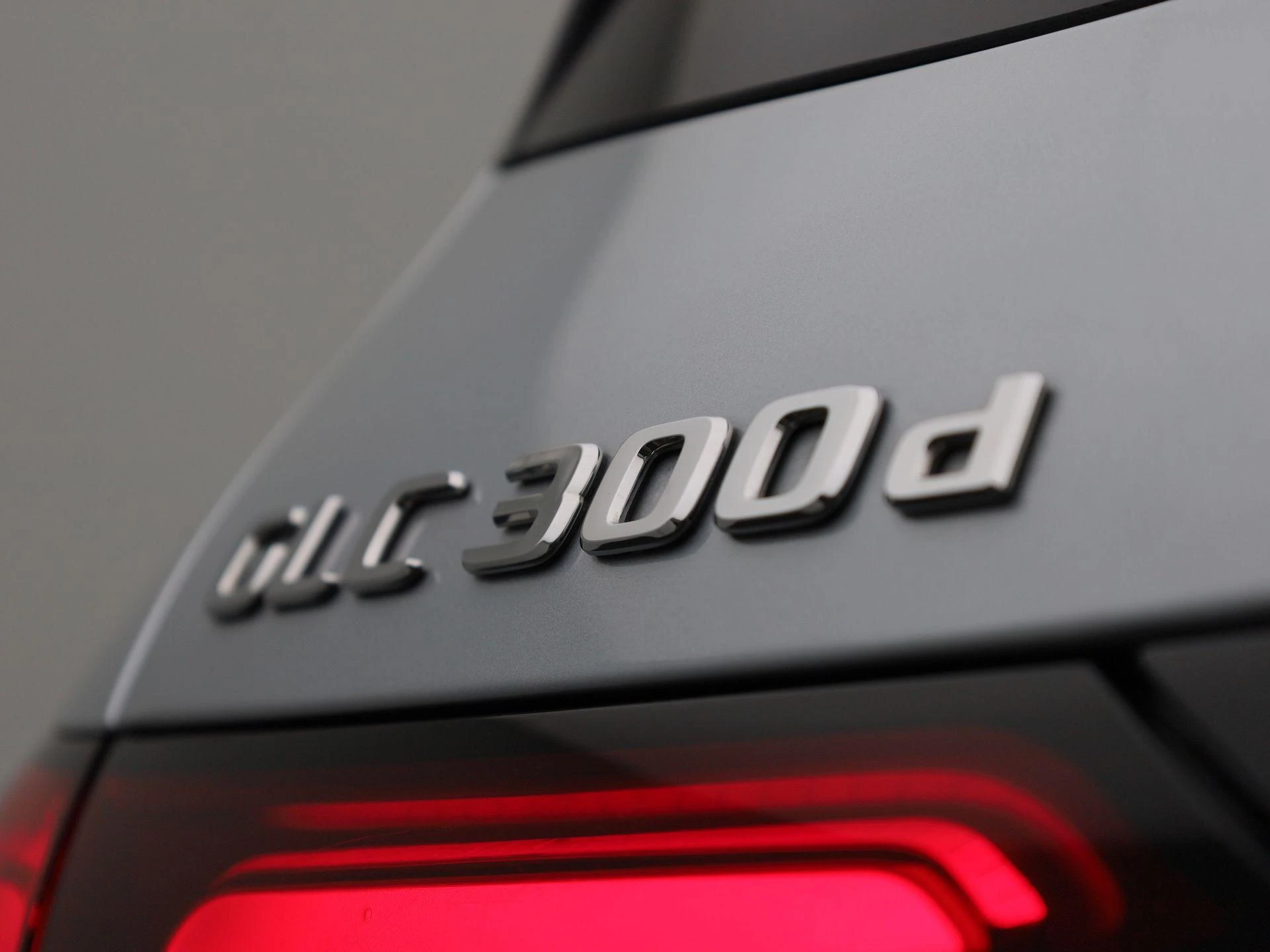 Mercedes-Benz-GLC-image-44