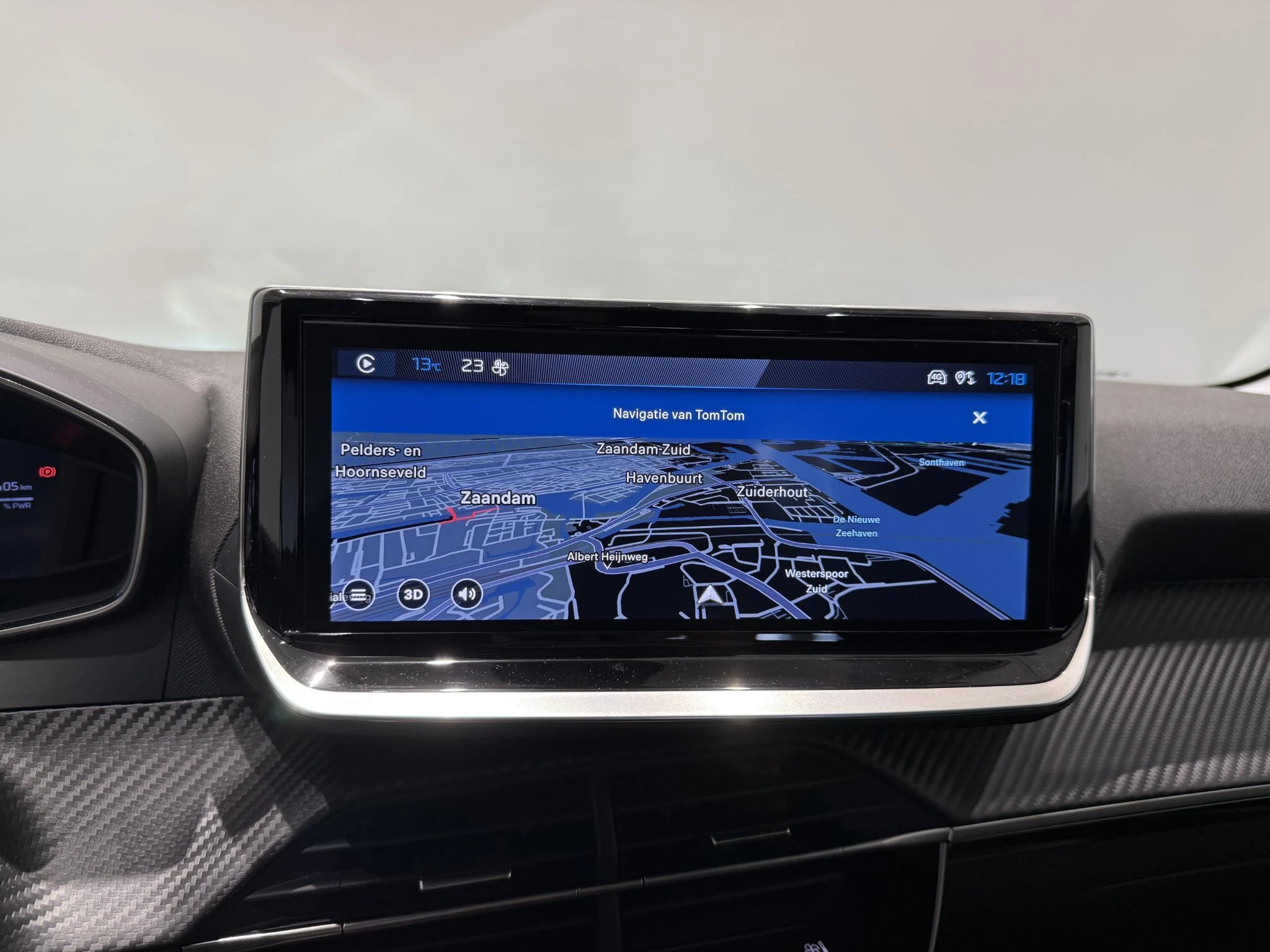 Peugeot-208-image-18