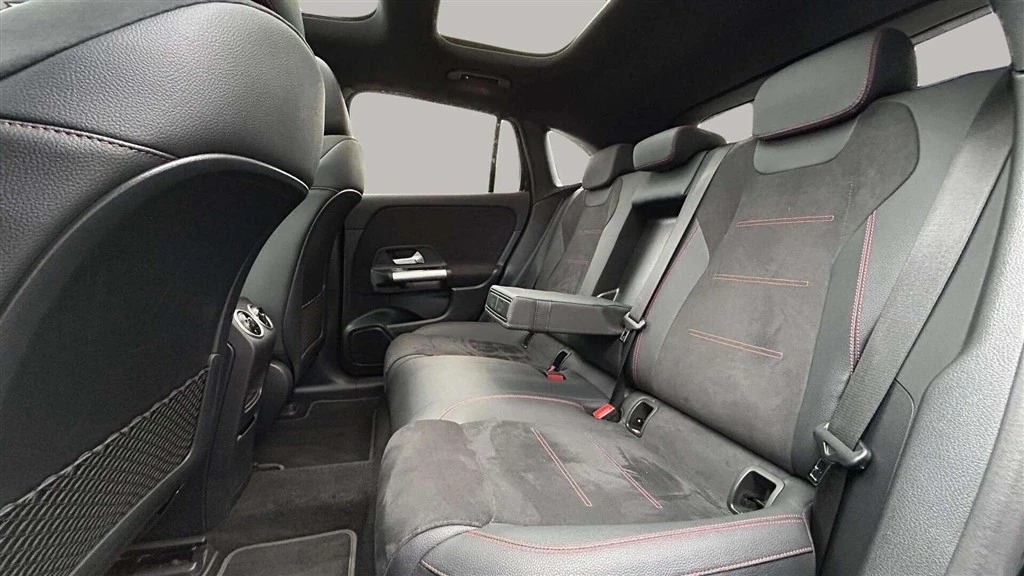 Mercedes-Benz-EQA-image-25