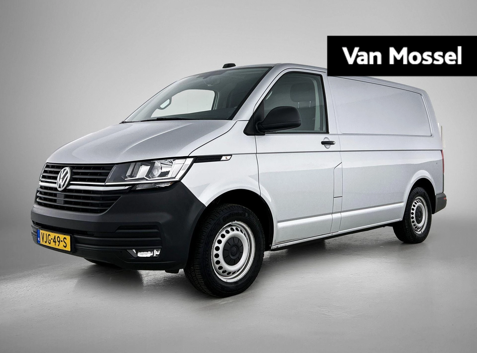 Volkswagen-Transporter-image-0