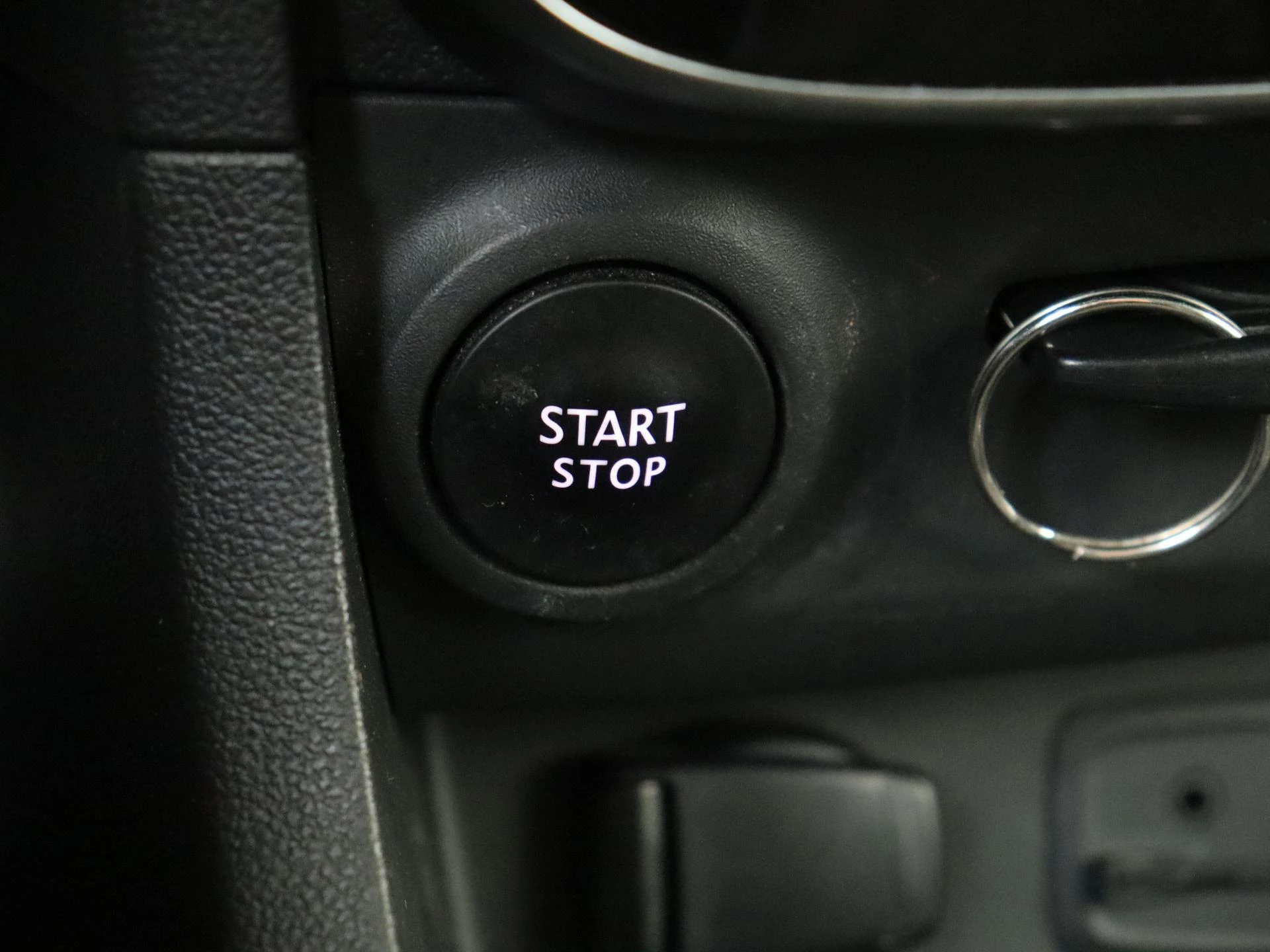 Renault-Clio-image-19