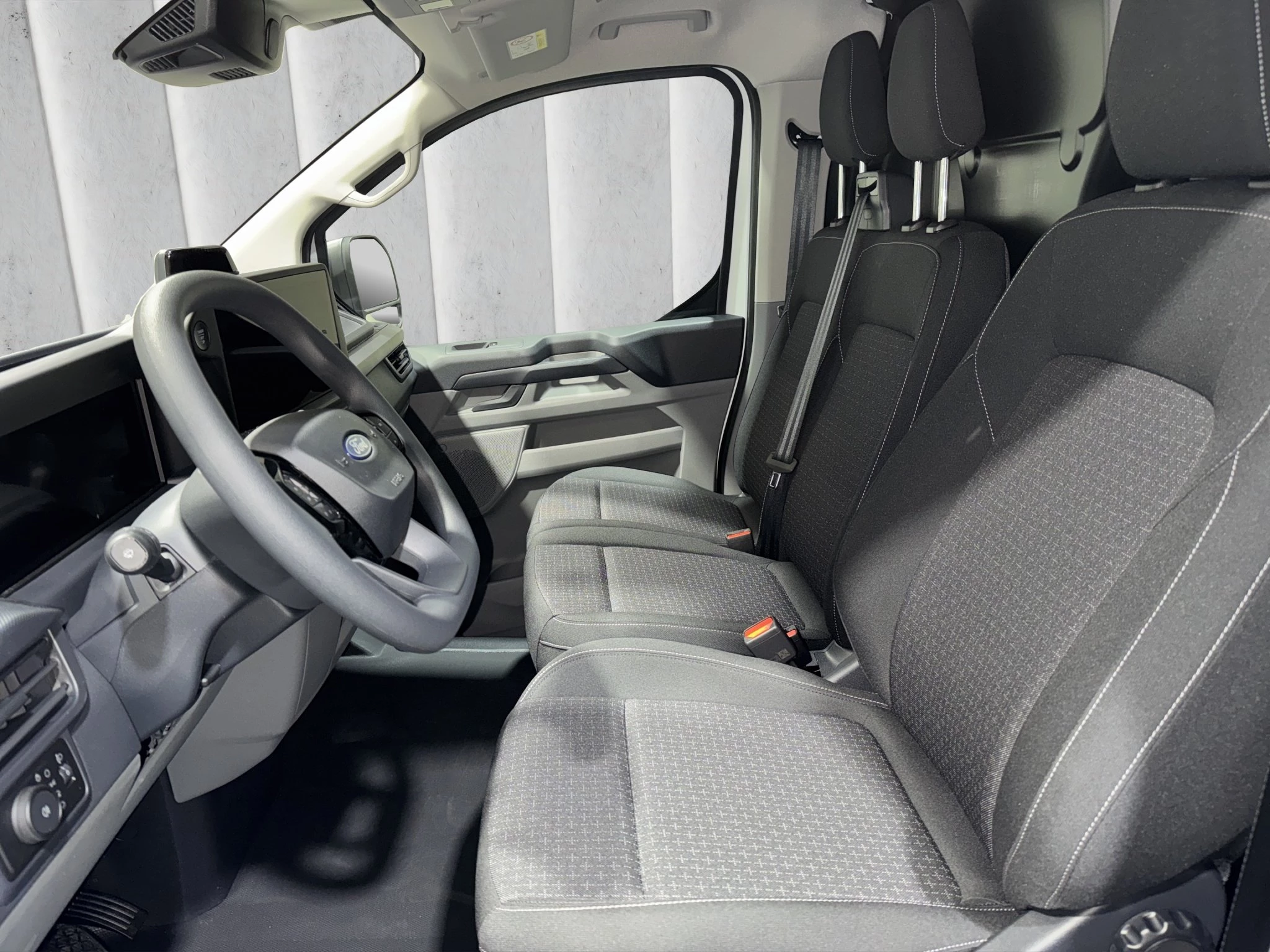 Ford Transit Custom Trend 2.0 EcoBlue 100kW 320 L1 Auto Kasten-LKW. 4-türig. MJ 2026.50