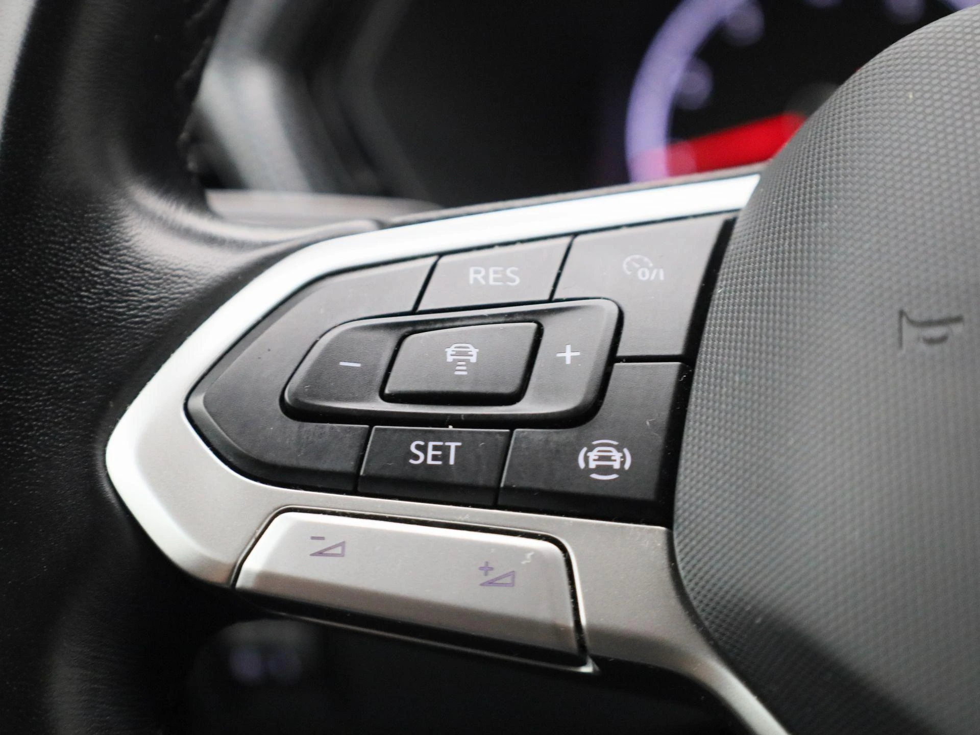 Volkswagen-T-Cross-image-17