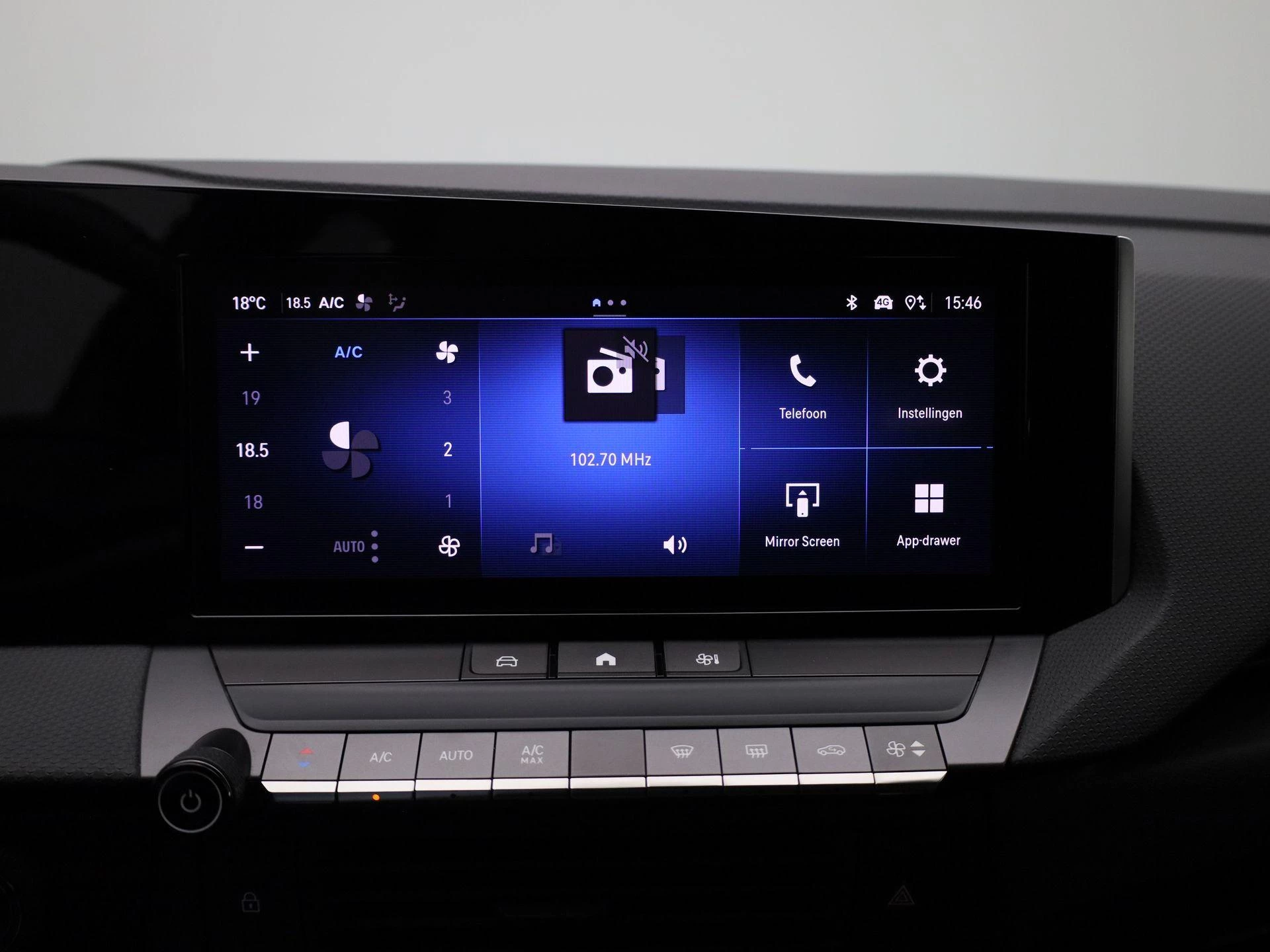 Opel-Astra-image-13