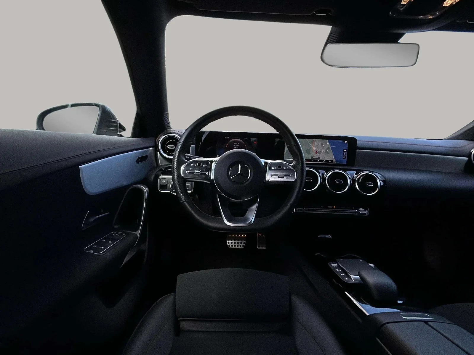 Mercedes-Benz-CLA-image-10