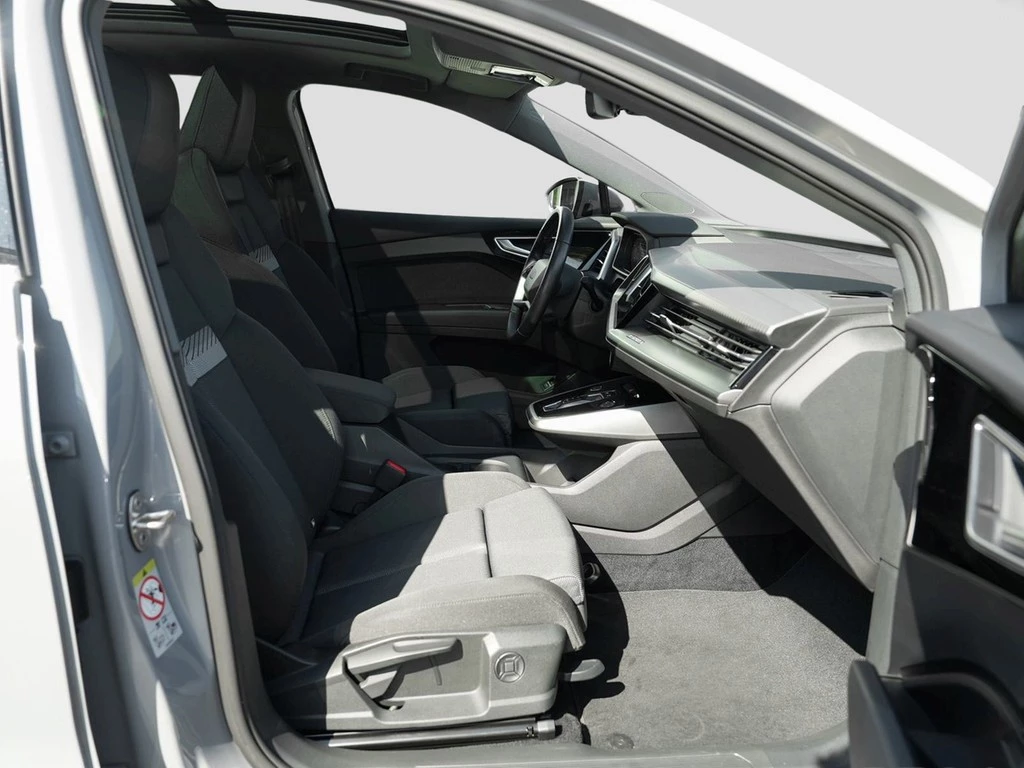 Audi Q4 e-tron 35 Navi ACC Panorama Kamera ACC PDC+
