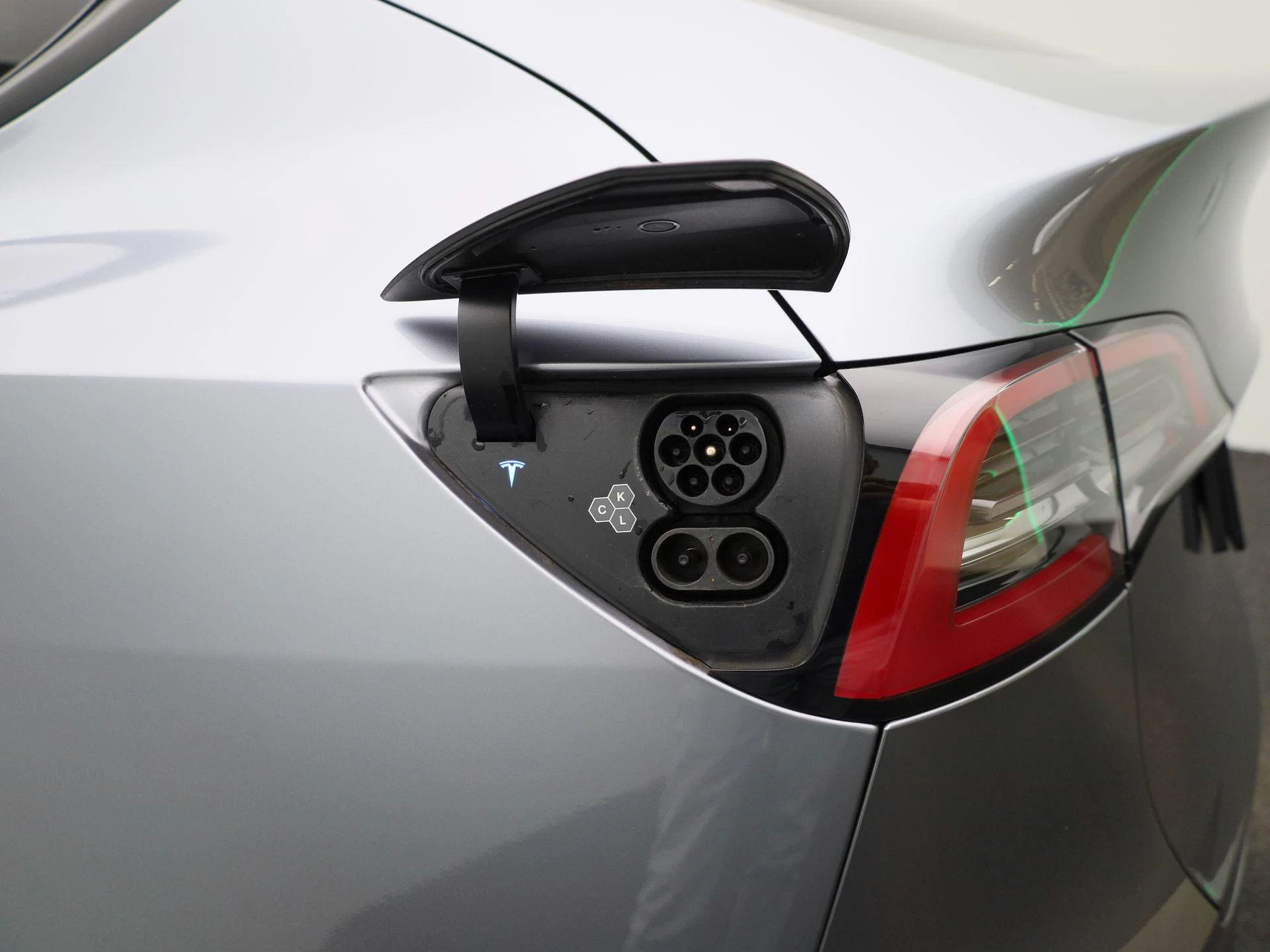 Tesla-Model Y-image-22