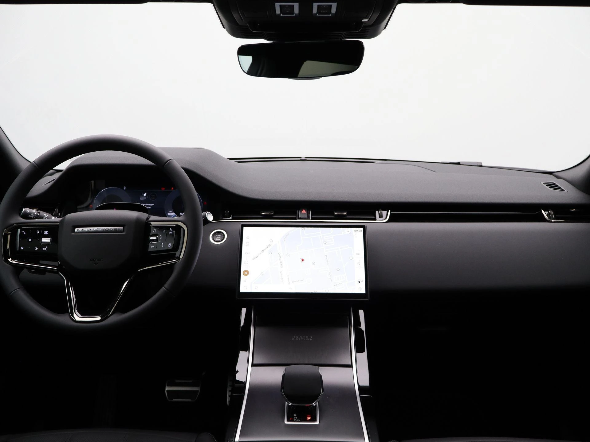 Land Rover-Range Rover Evoque-image-36