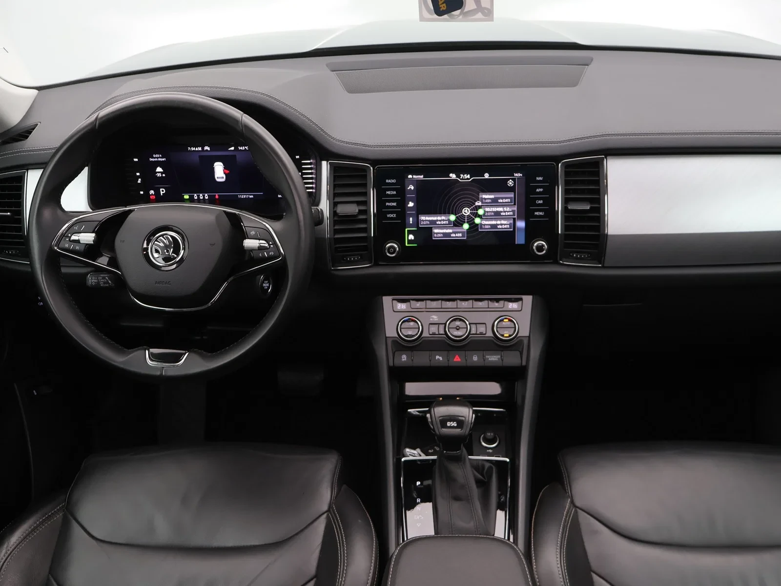 Škoda Kodiaq Kodiaq Clever 1.5TSI 150PK *AUTOMAAT*¨PANODAK*TREKHAAK*LEDER*CAMERA*PDC*CRUISE*NAVI*...*