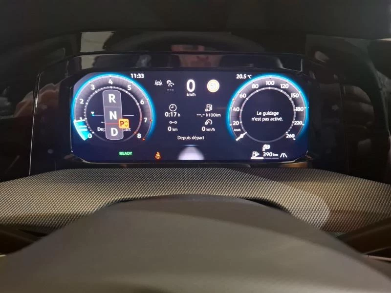 Volkswagen-Golf-image-3