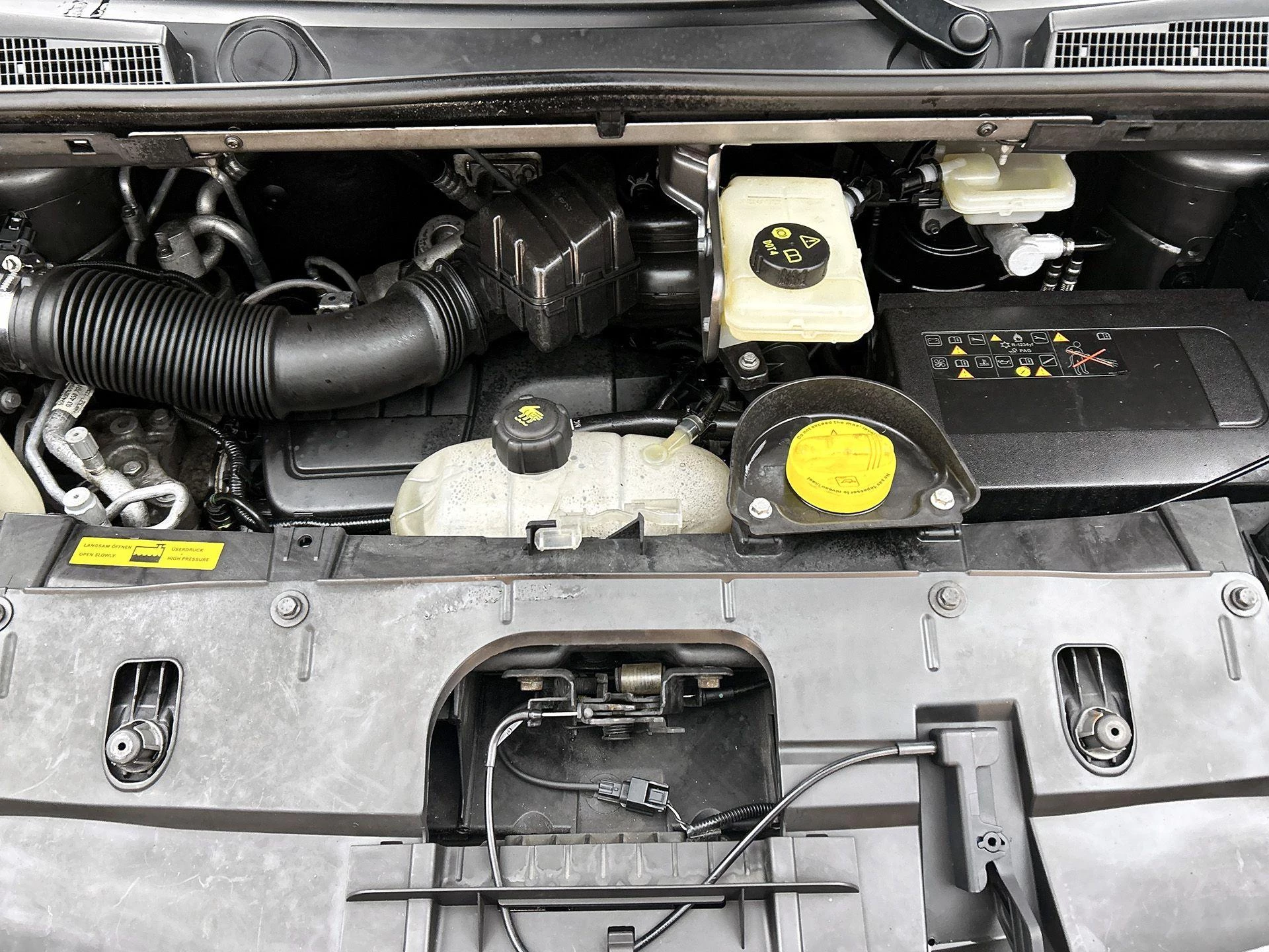 Opel-Vivaro-image-23