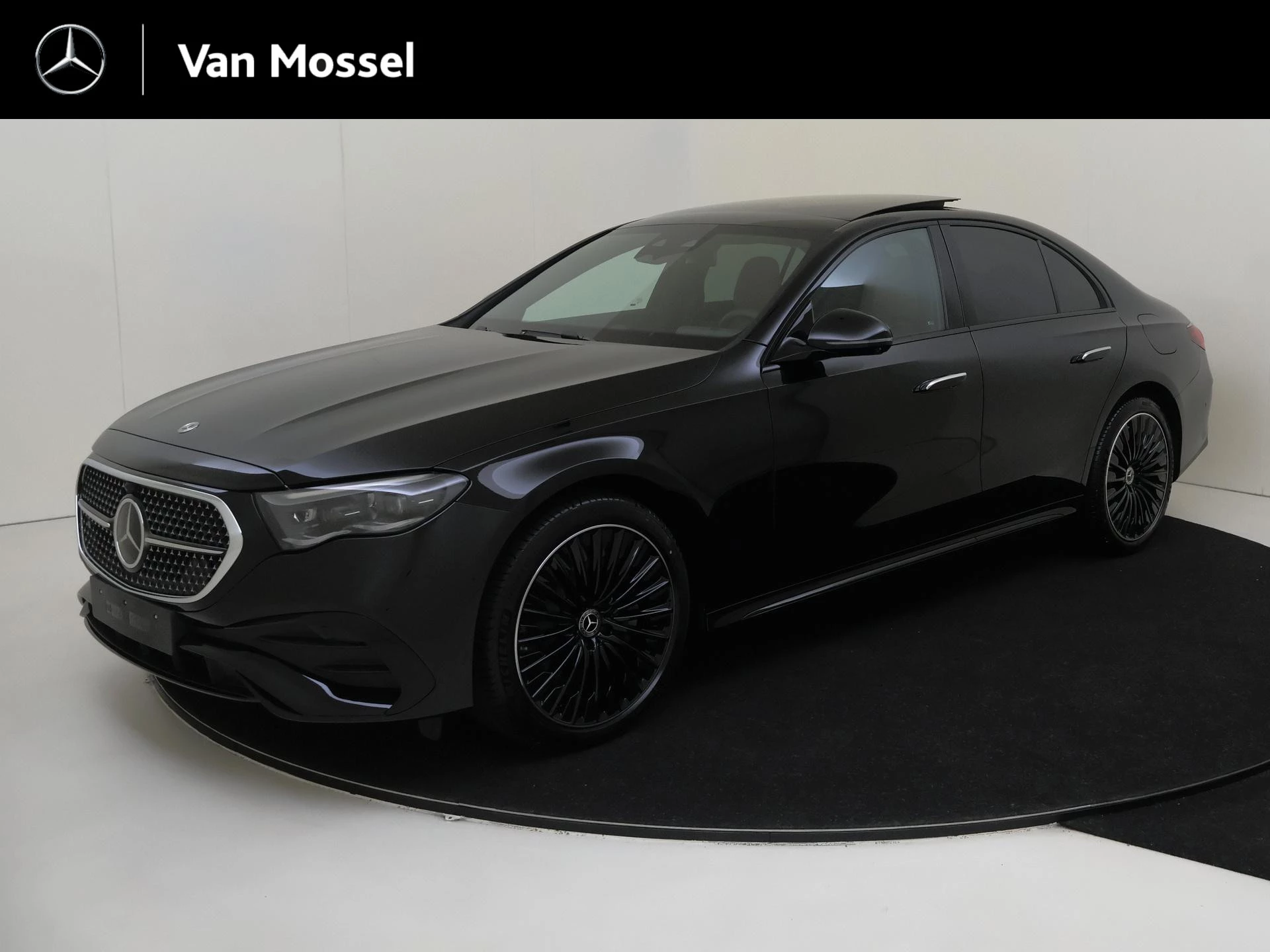 Mercedes-Benz-E-Klasse-image-0