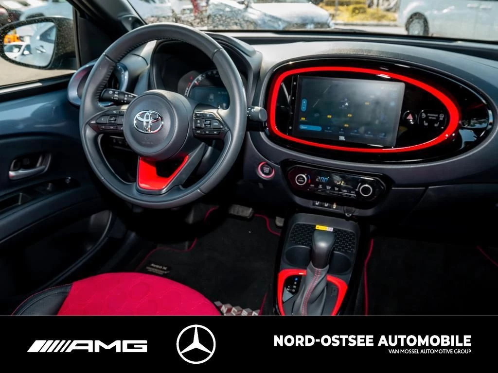 Toyota Aygo X 1.0 UNDERCOVER KAMERA TEMPO SITZHZGAB70 AYGO X 1.0 UNDERCOVER KAMERA TEMPO SITZHZG