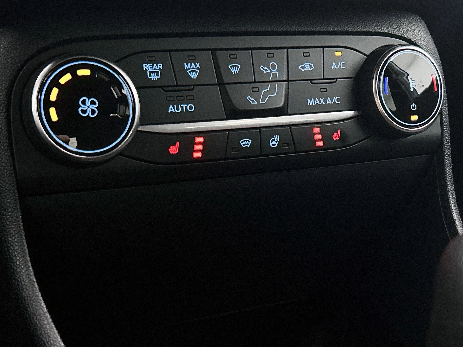 Ford Fiesta 1.0 EcoBoost Hybrid ST-Line