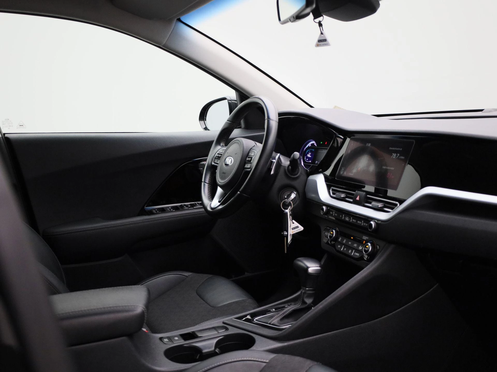 Kia-Niro-image-27