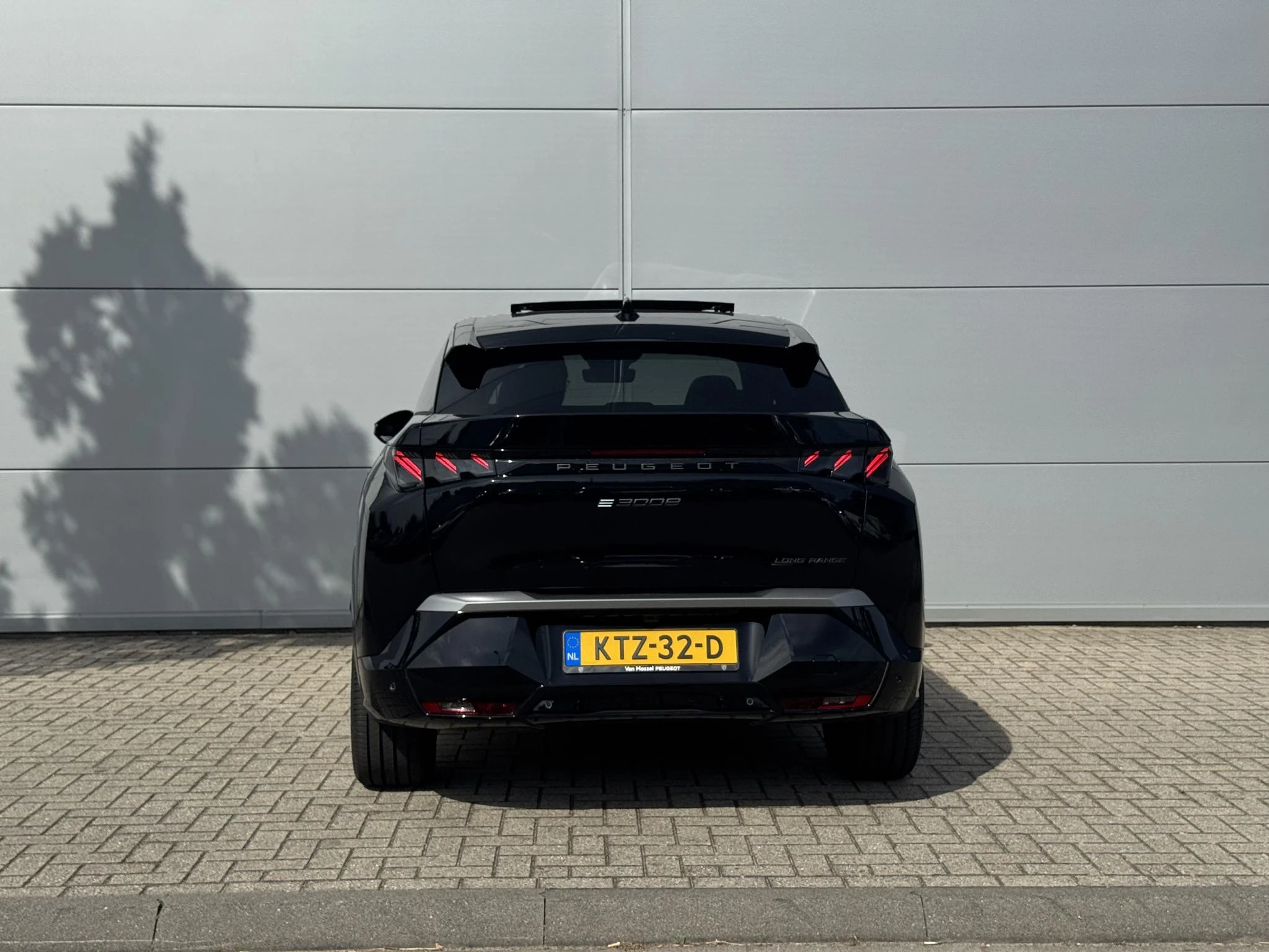 Peugeot-e-3008-image-4