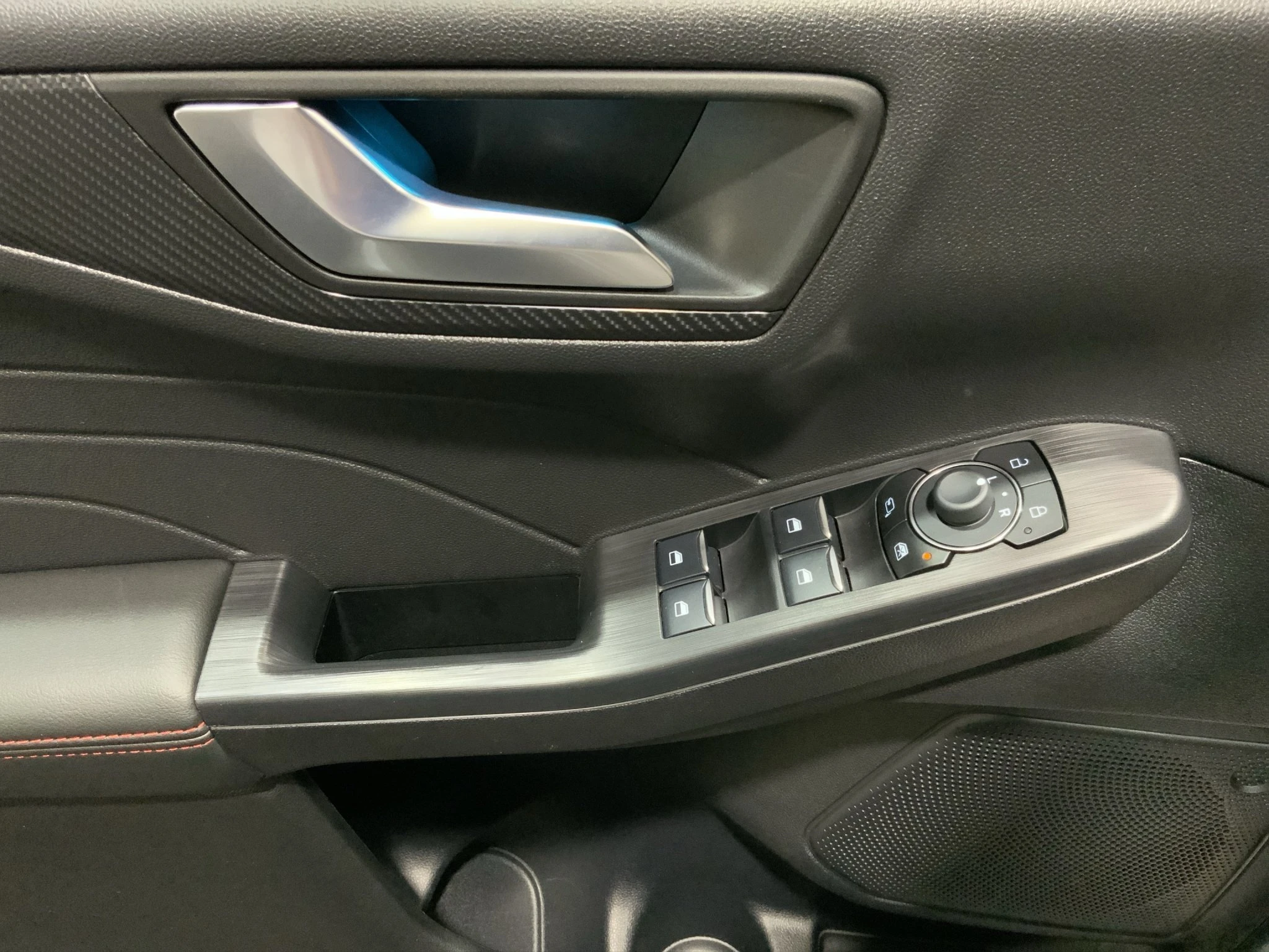 Ford-Kuga-image-15