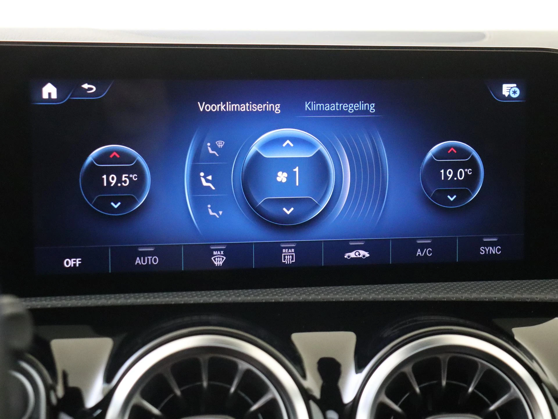 Mercedes-Benz A-Klasse 250 e Business Solution AMG Limited