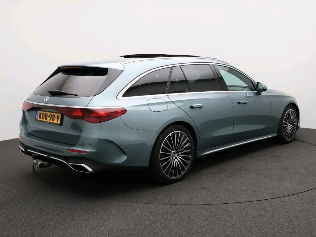 Mercedes-Benz-E-Klasse-image-2