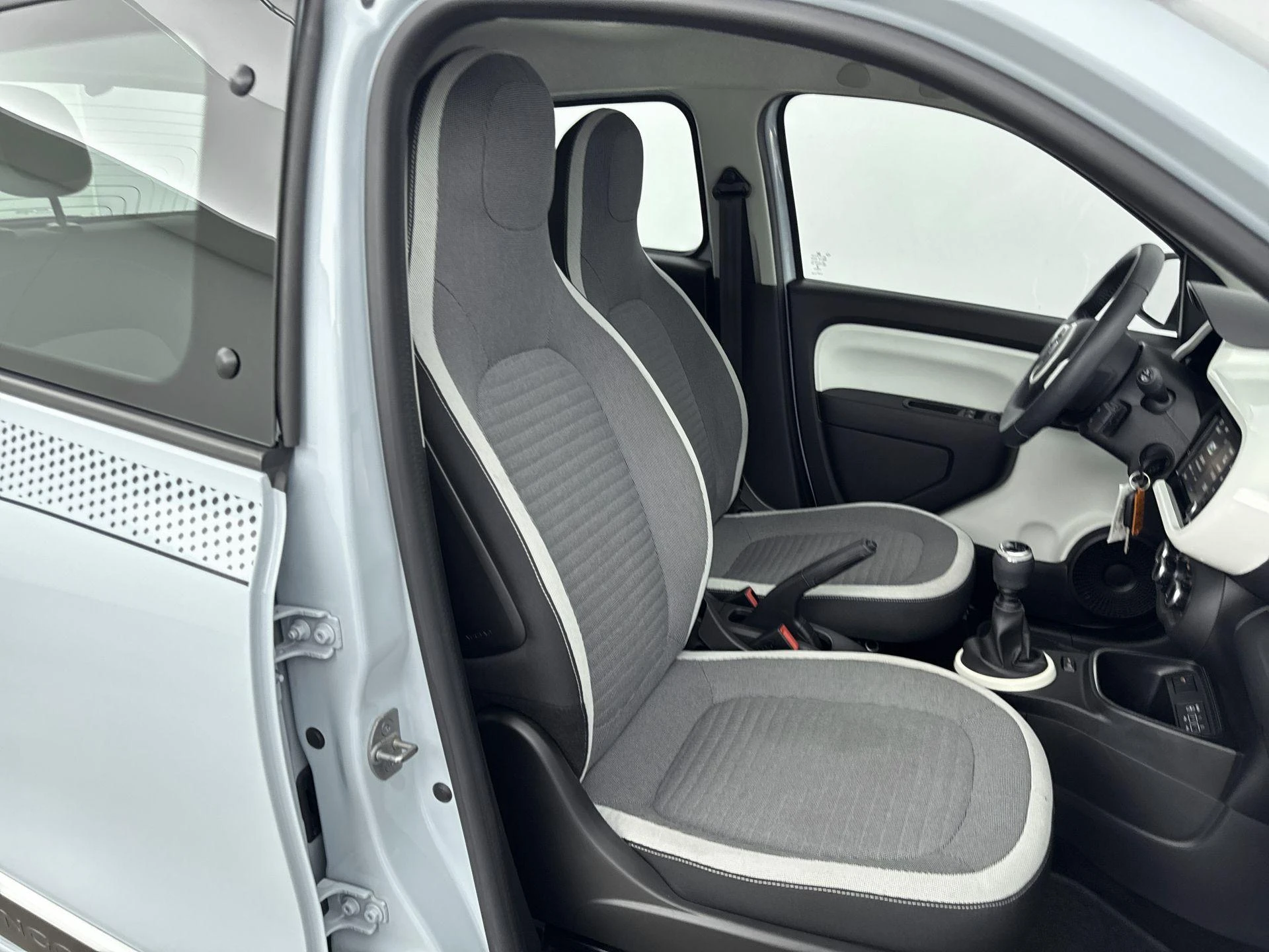 Renault-Twingo-image-9