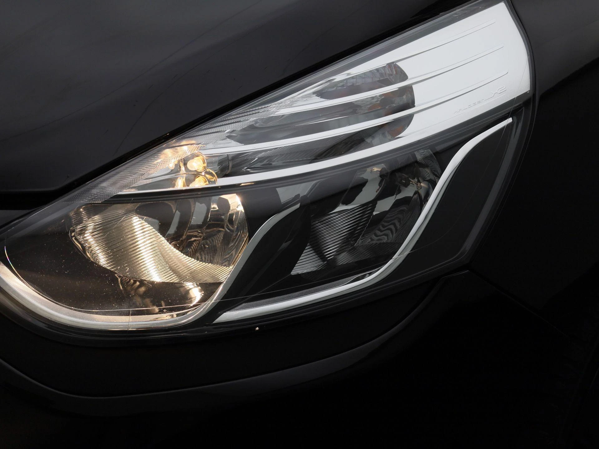 Renault-Clio-image-13