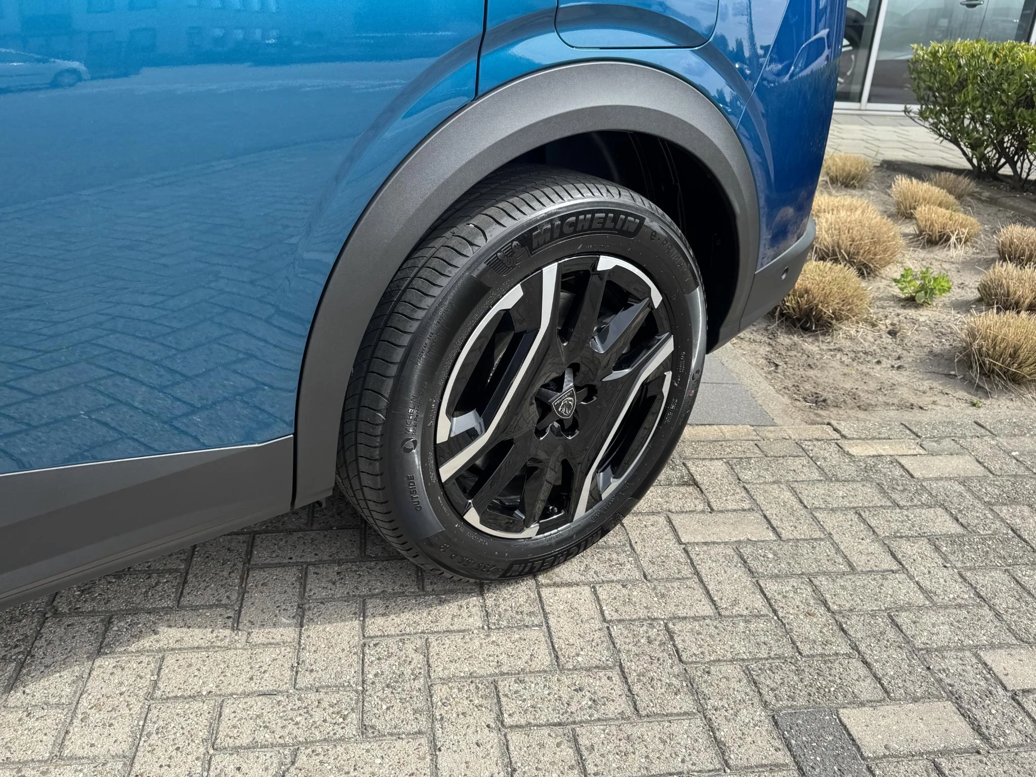 Peugeot-5008-image-10