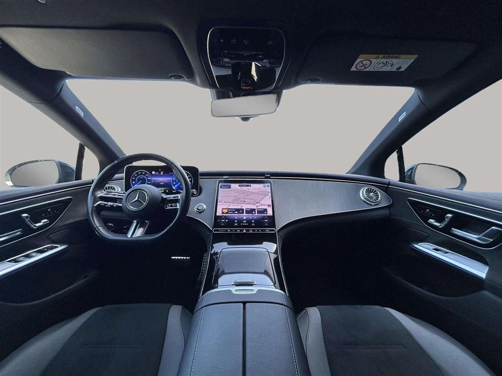 Mercedes-Benz-EQE-image-11