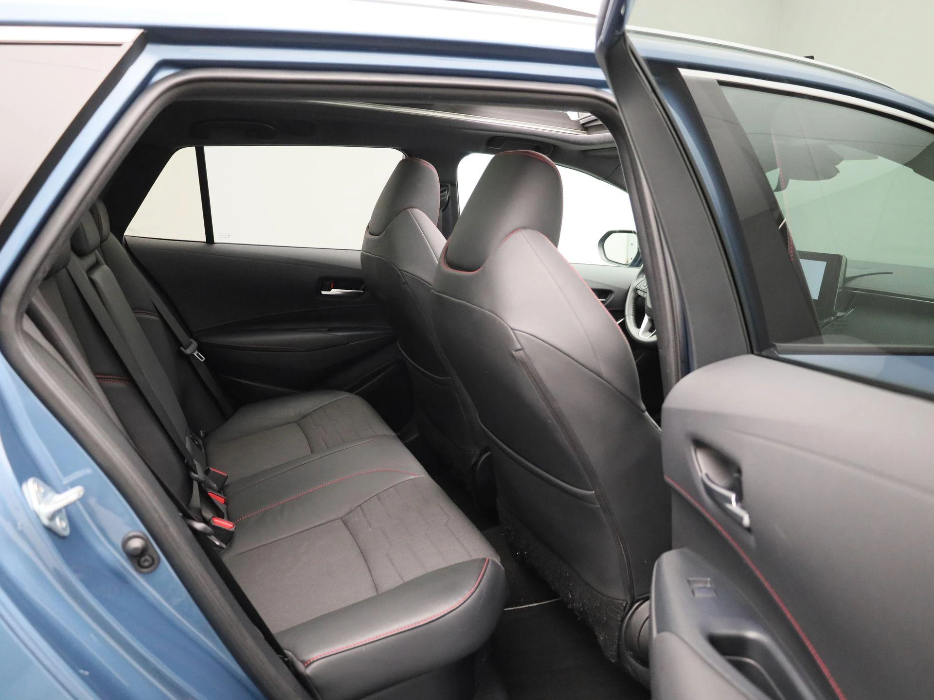 Toyota-Corolla Touring Sports-image-37