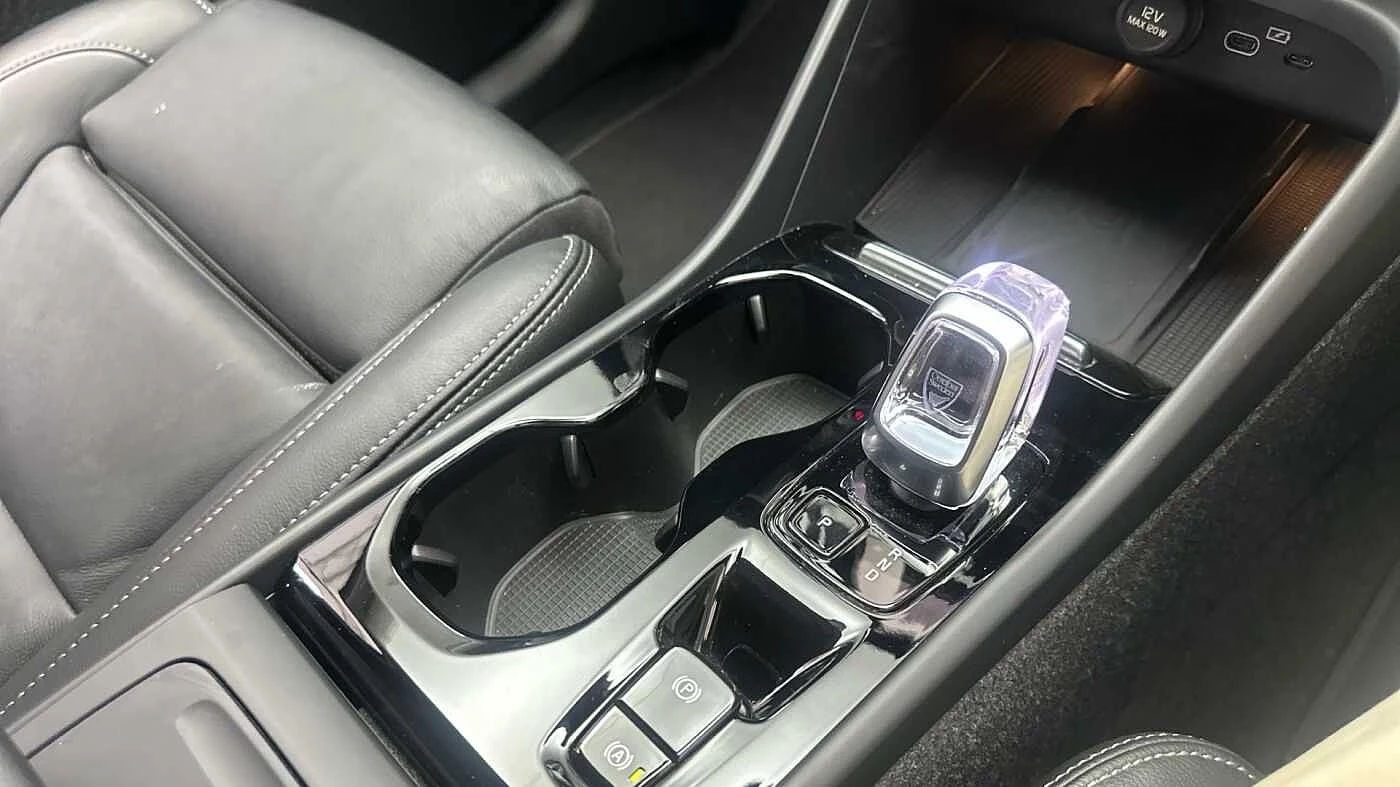 Volvo-XC40-image-19