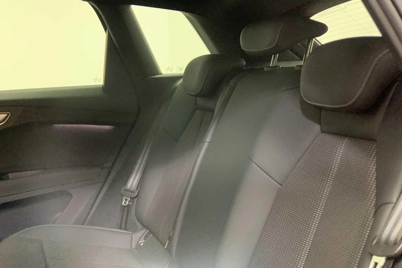 Audi-Q4 e-tron-image-9
