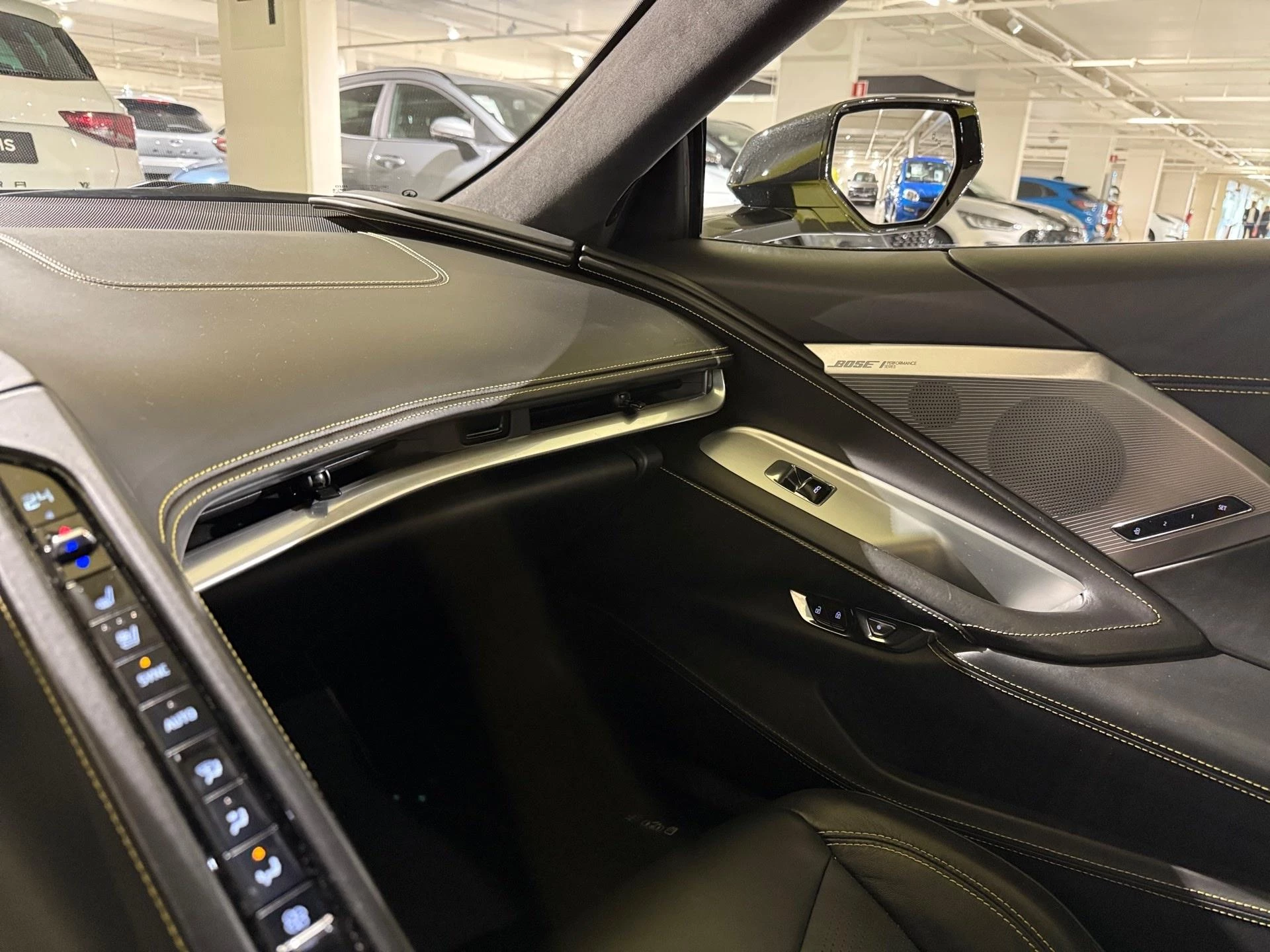 Chevrolet Corvette C8 STINGRAY COUPE 3LT V8 6.2