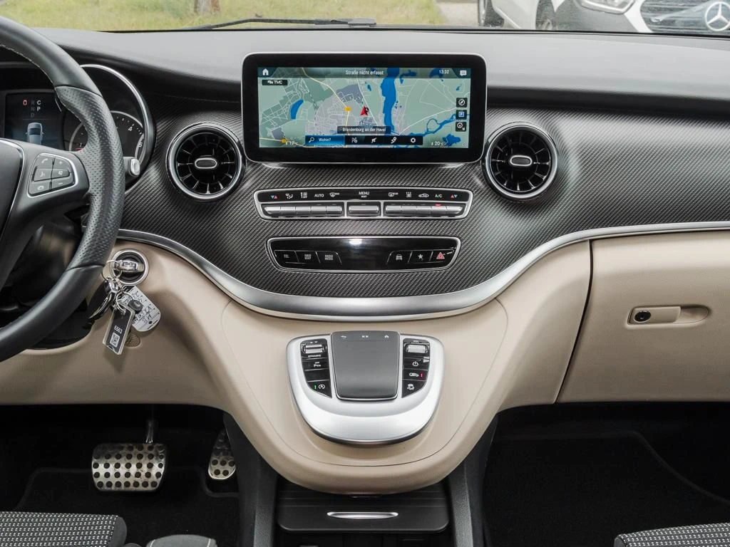 Mercedes-Benz-Marco Polo-image-9
