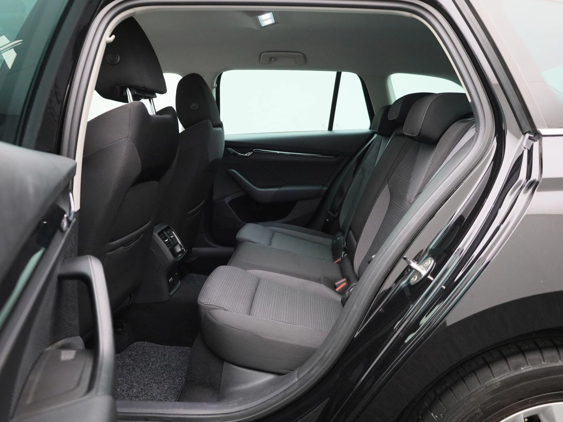 Škoda-Octavia-image-11