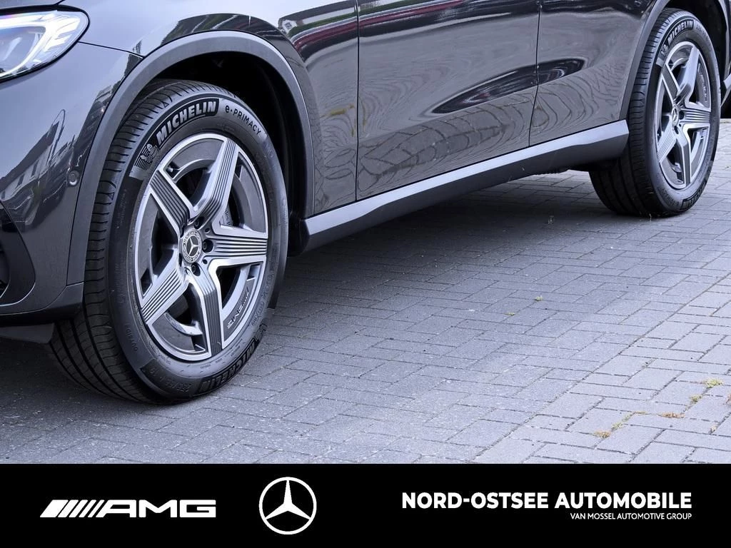 Mercedes-Benz GLC 300 d AMG 4M DISTRONIC MBUX SHZ LED AMG Line