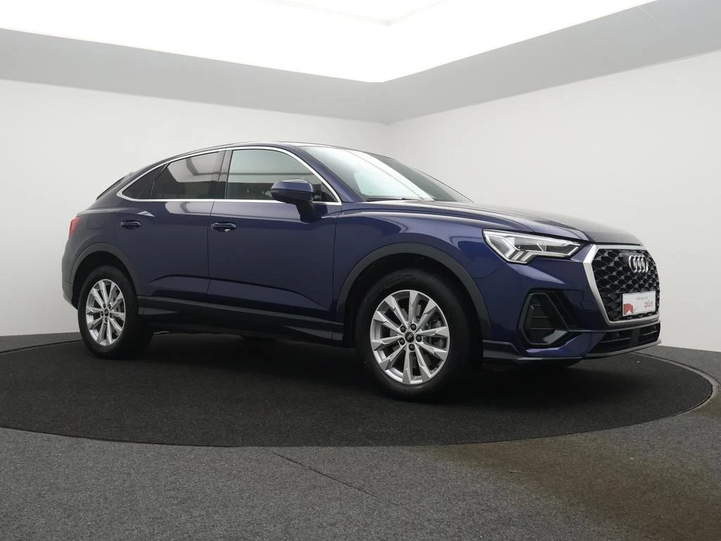 Audi Q3 Sportback PHEV Audi Q3 PHEV Sportback Attraction 45 TFSIe 245pk *AUTOMAAT*BRUIN LEDER*KEYLESS*VIRTUAL COCKPIT*CRUISE*NAVI*ZETELVERWARMING*