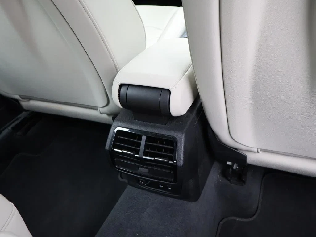 Audi-Q3-image-14