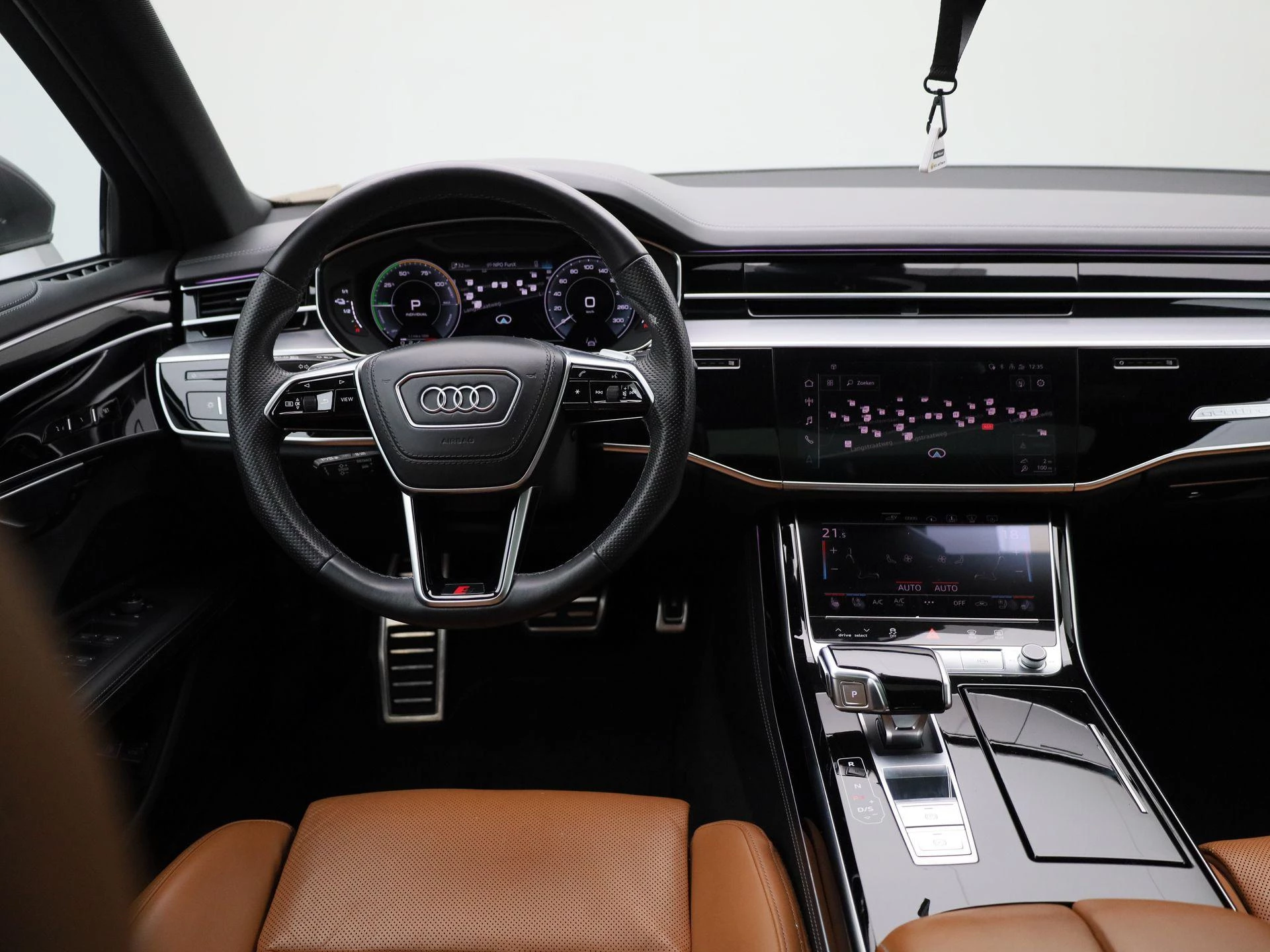 Audi A8 60 TFSI e quattro