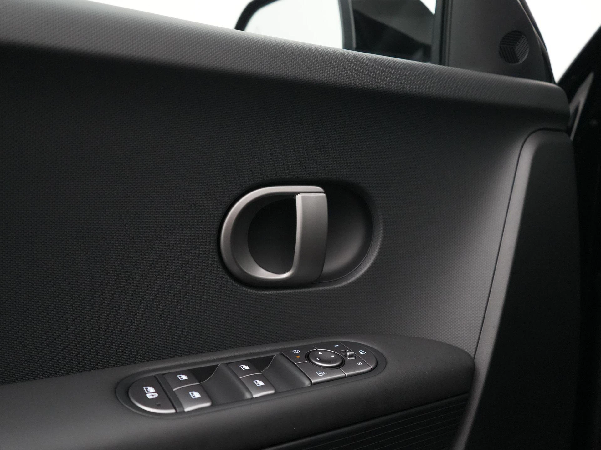 Hyundai-IONIQ 5-image-34