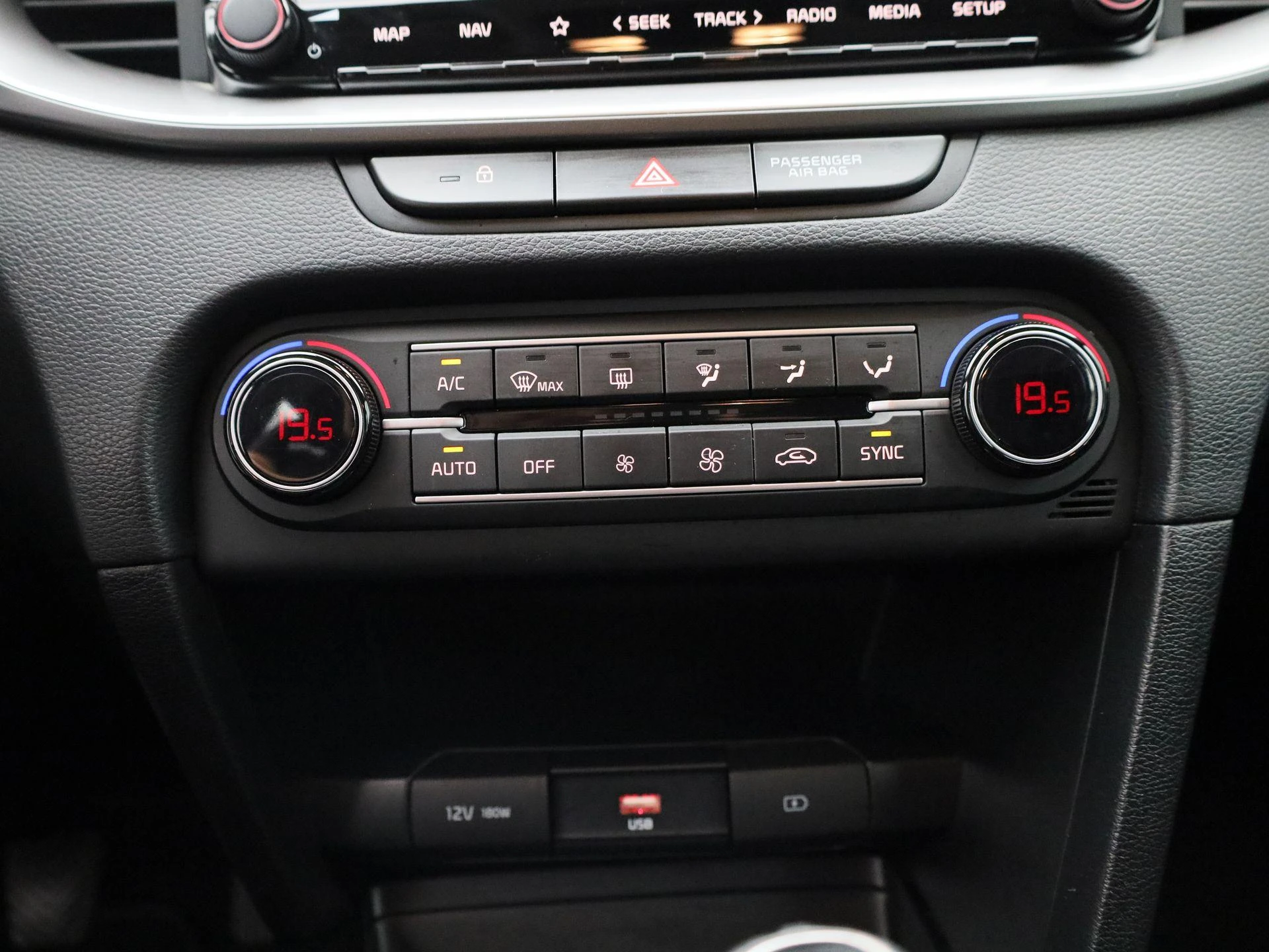 Kia-Ceed Sportswagon-image-17