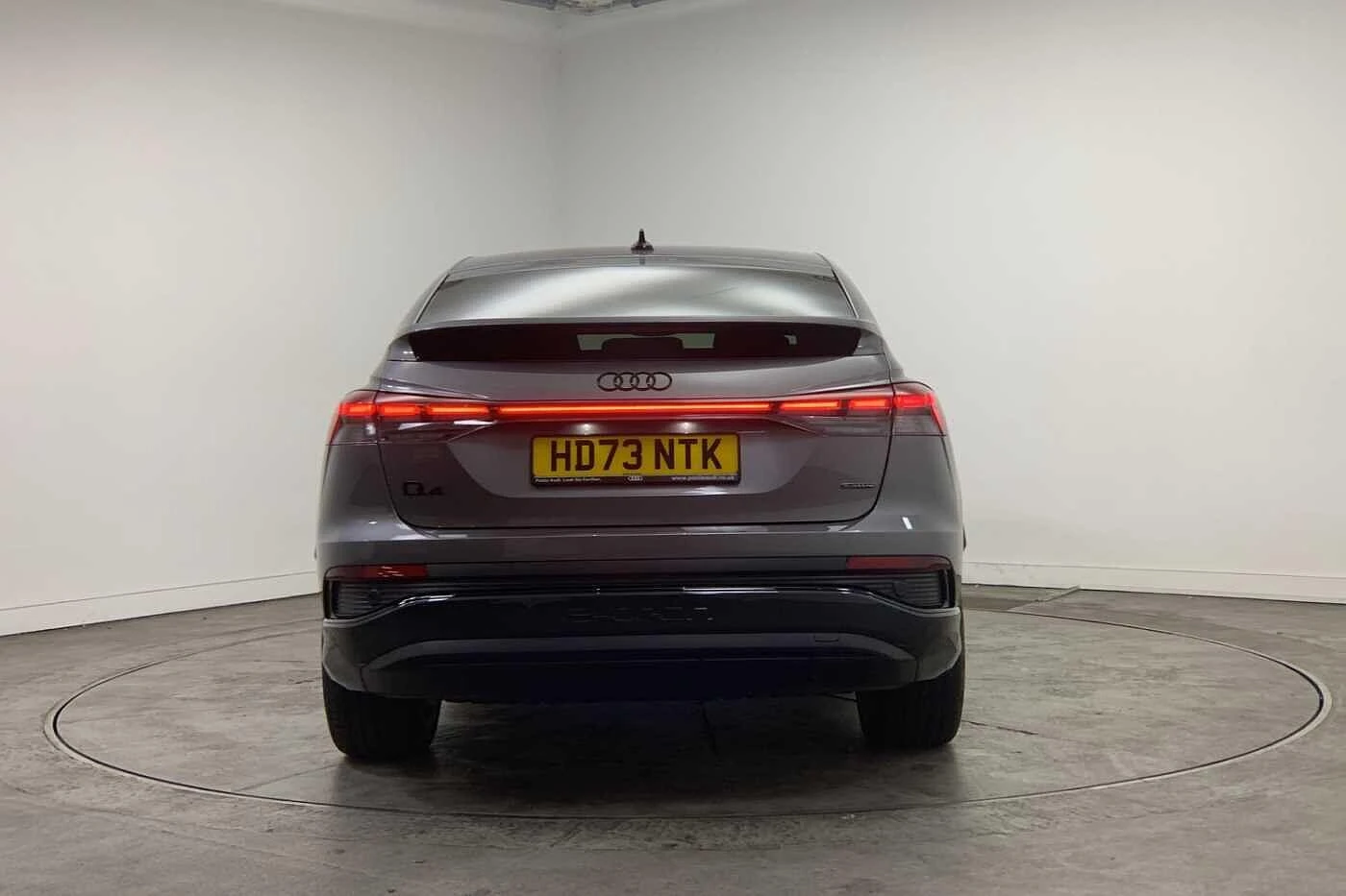 Audi-Q4 Sportback e-tron-image-10